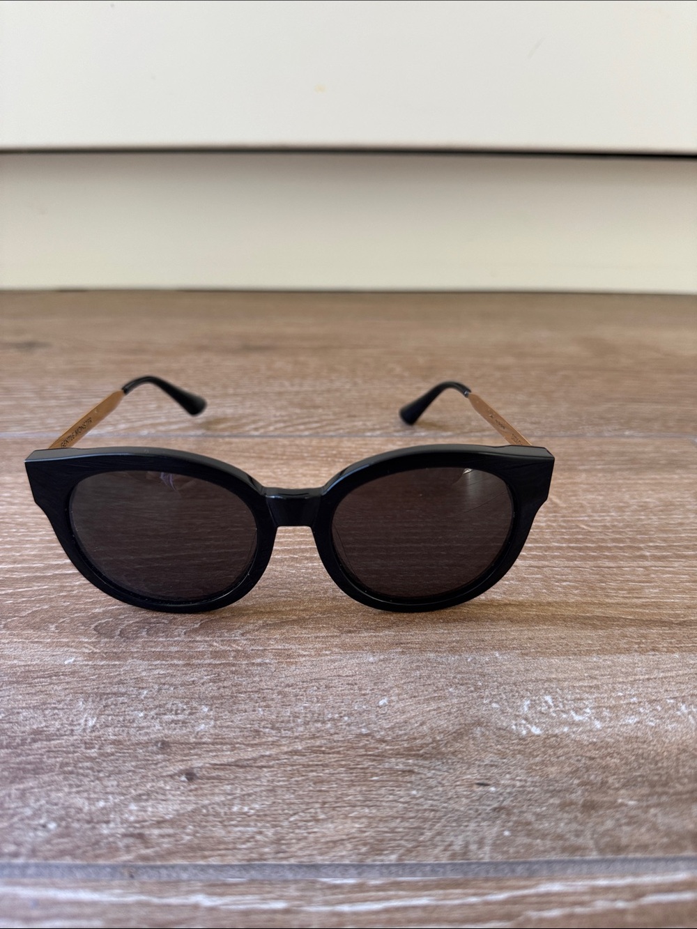 GENTLE MONSTER Didi-02 Black Frames with Brown Temples Sunglasses